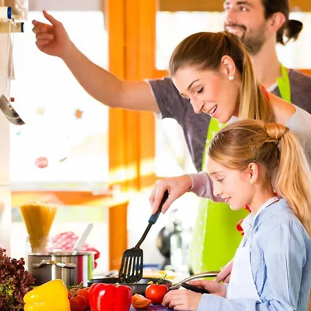 Family Stubai 4* פולפמס