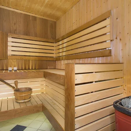 Family Stubai Apartahotel 4*