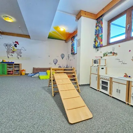 Family Stubai Apart-hotel 4*