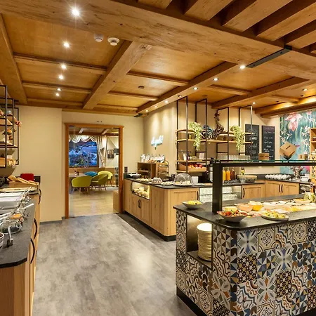 Apart-hotel Family Stubai 4*